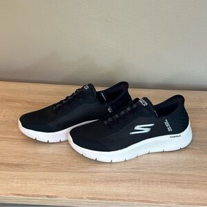 Skechers Go Walk Flex - Grand Entry Slip-ins Sneakers Size 8